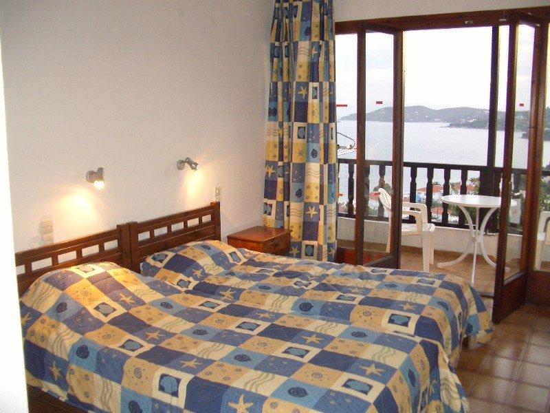 Hotel Rene à Skiathos Chora Extérieur photo
