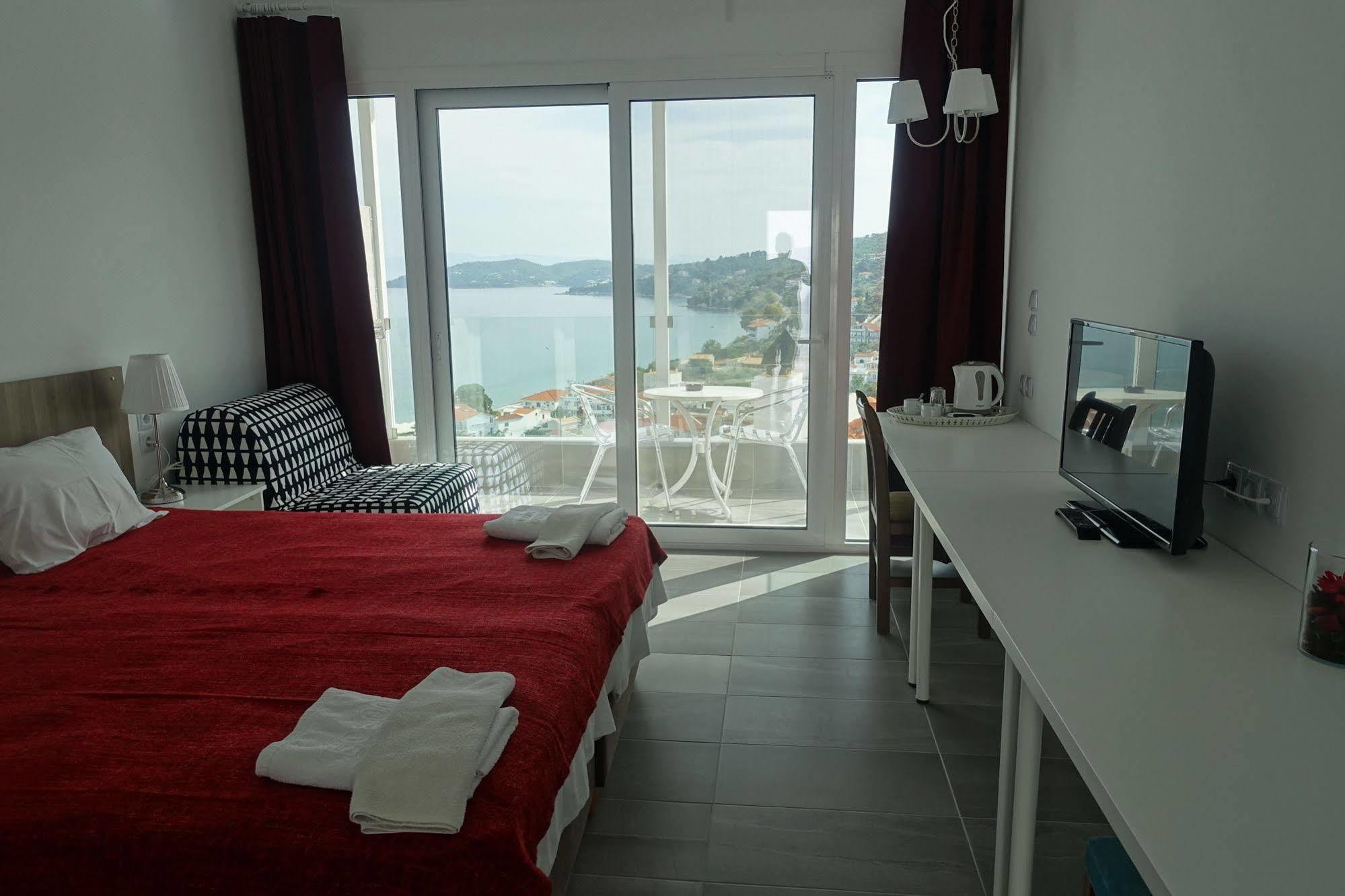 Hotel Rene à Skiathos Chora Extérieur photo